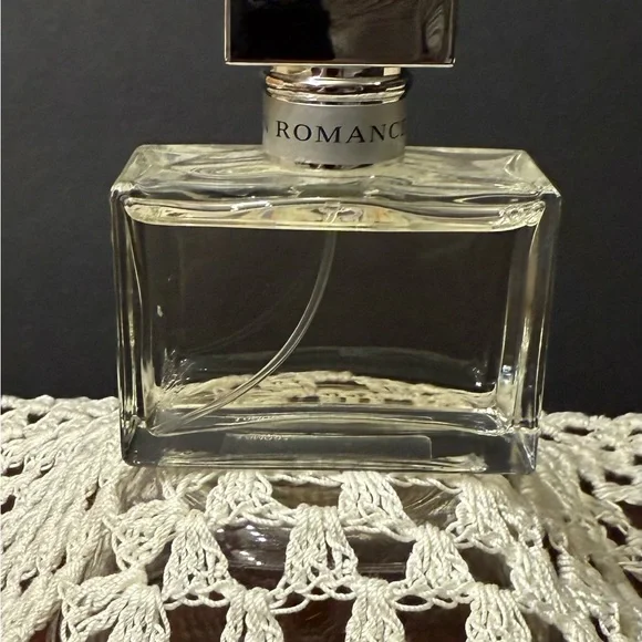 Ralph Lauren Romance
PRICE DROP to $37. WAS $50. - Picture 1 of 5